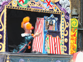 punch-and-judy-performers-4